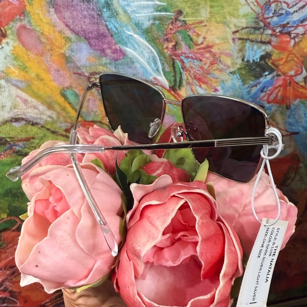*NWT* Banbé Natalia Square Frame Sunglasses - Picture 5 of 7